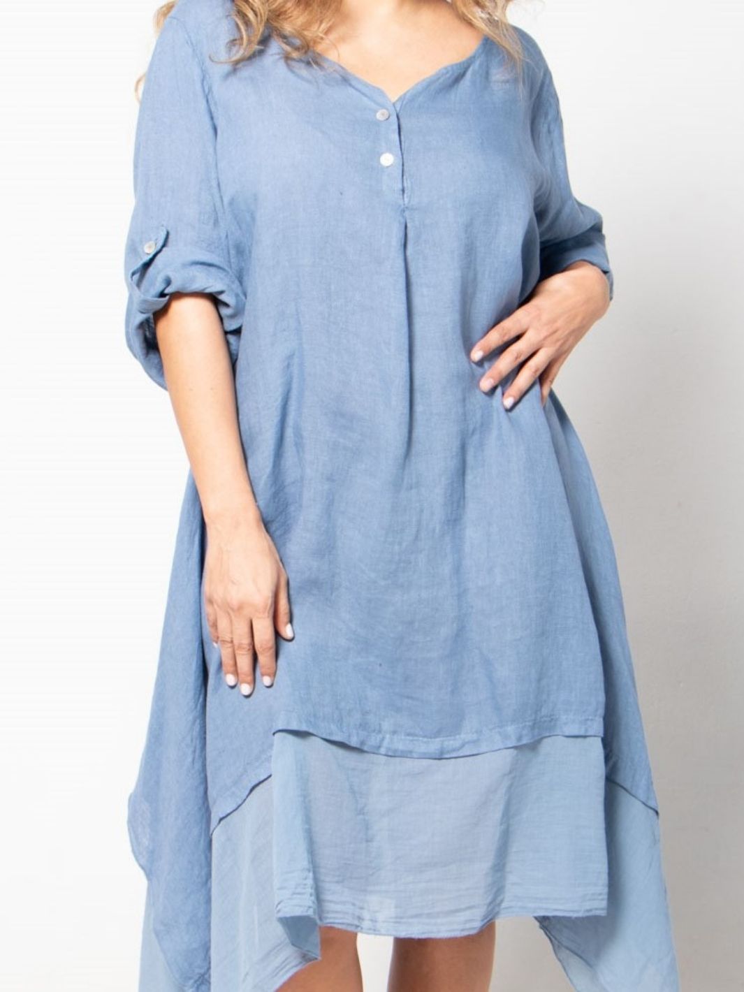 Buttoned Linen Dress With Sleeves - Blue