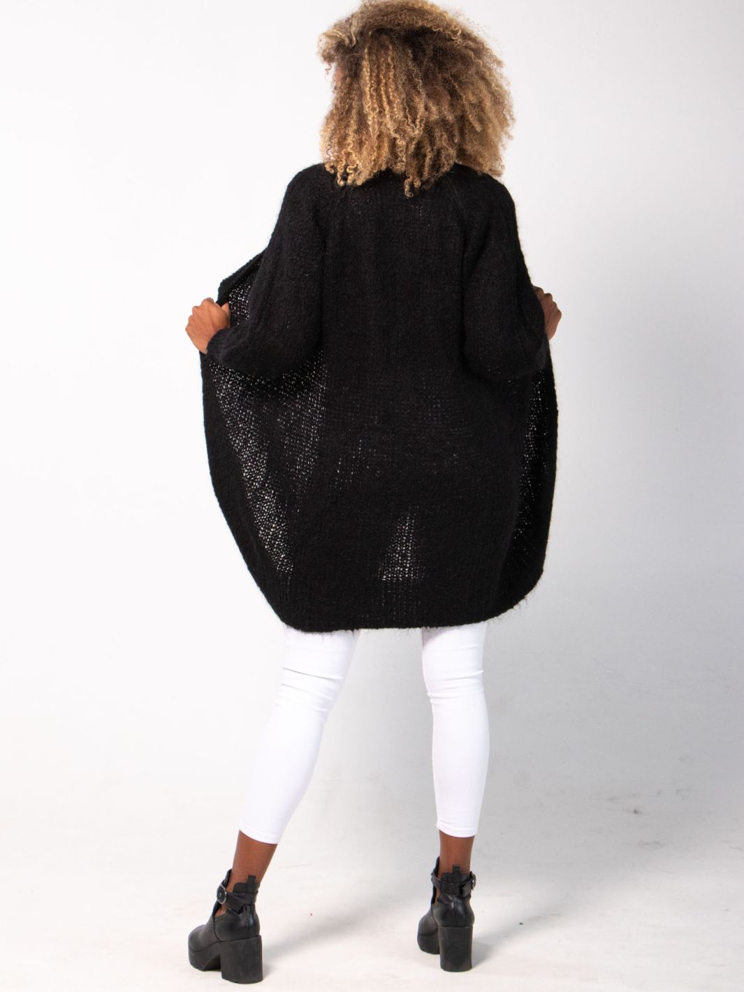 Amore Mio Long Knitted Cardigan - Black